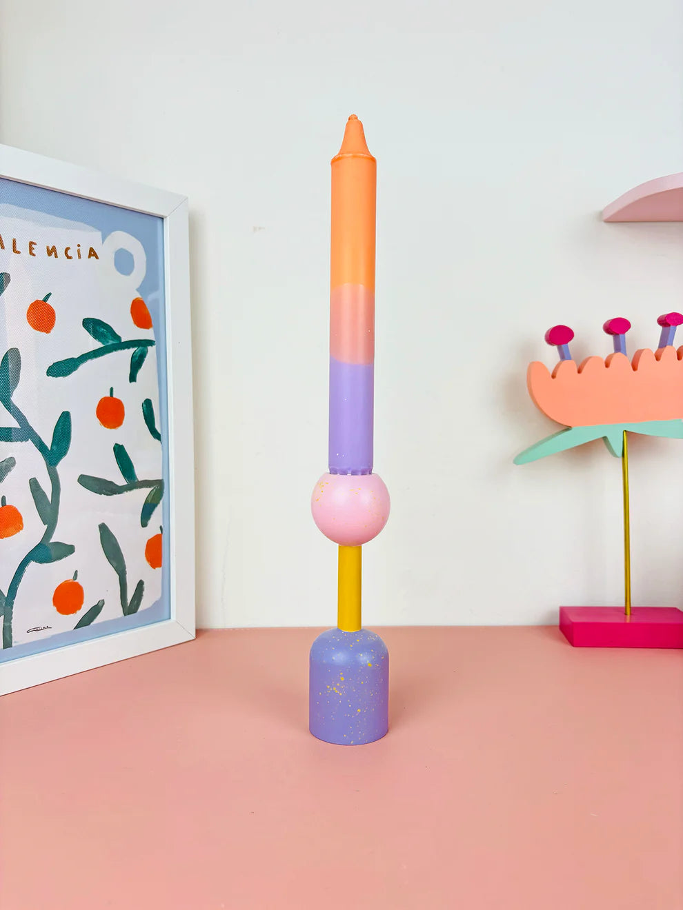 candelabro midi rosa y amarillo