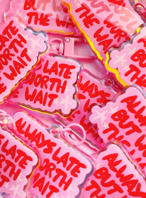 Llavero always late – Ilustración original de Laura Ortiz | Leopardo Leopardi Barcelona