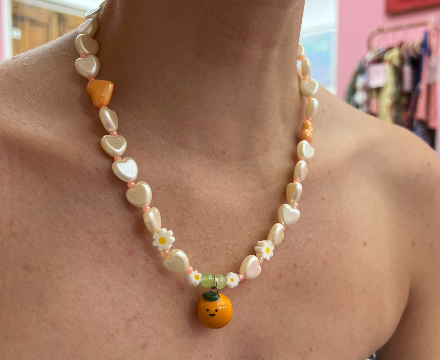 collar naranjita