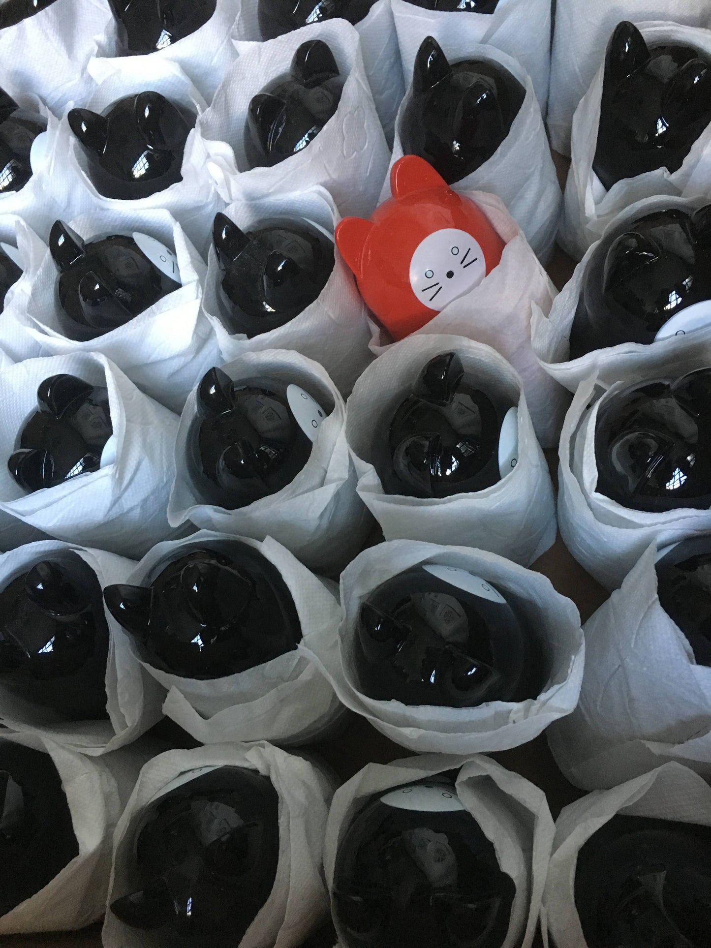 Daruma-Neko (ROJO): BUENA SUERTE