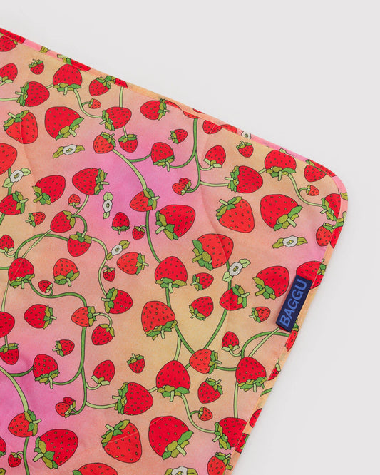 esterilla de picnic strawberry blossom baggu