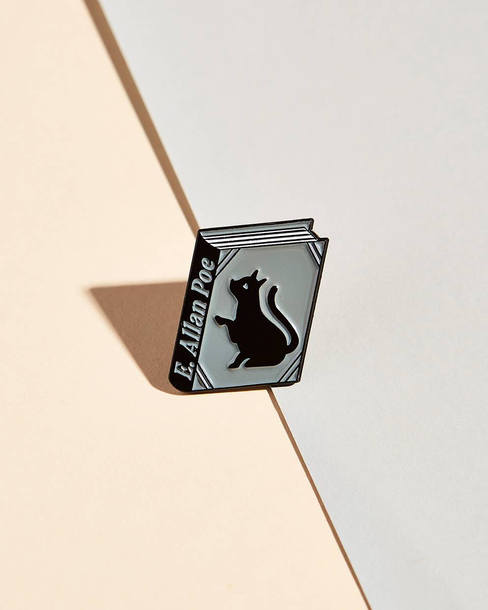 Pin El gato negro de E. Allan Poe