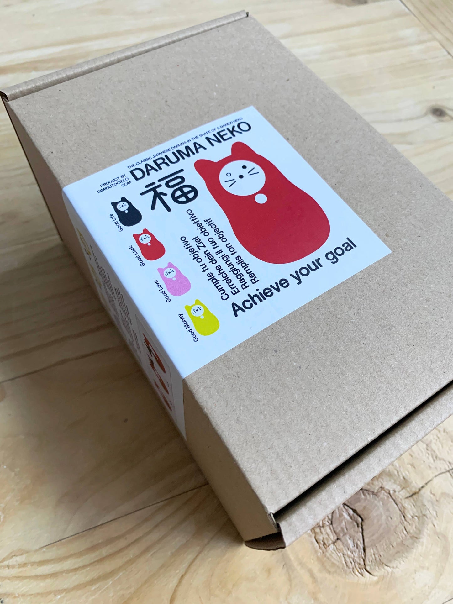 Daruma-Neko (ROJO): BUENA SUERTE