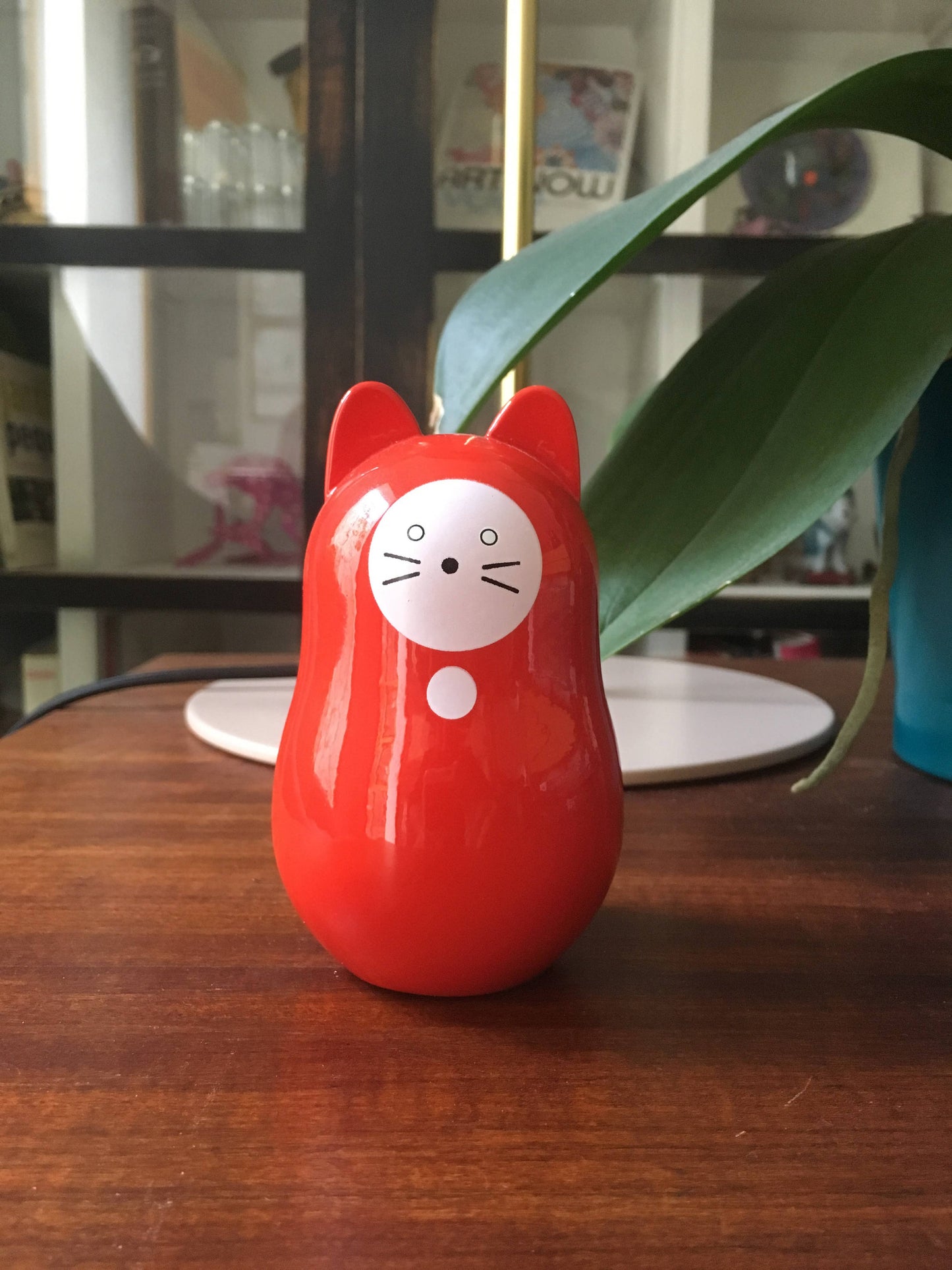 Daruma-Neko (ROJO): BUENA SUERTE