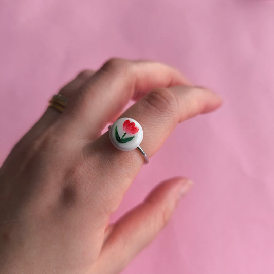 Anillo pintado tulipán rojo – CCHIO | Tienda de diseño Barcelona