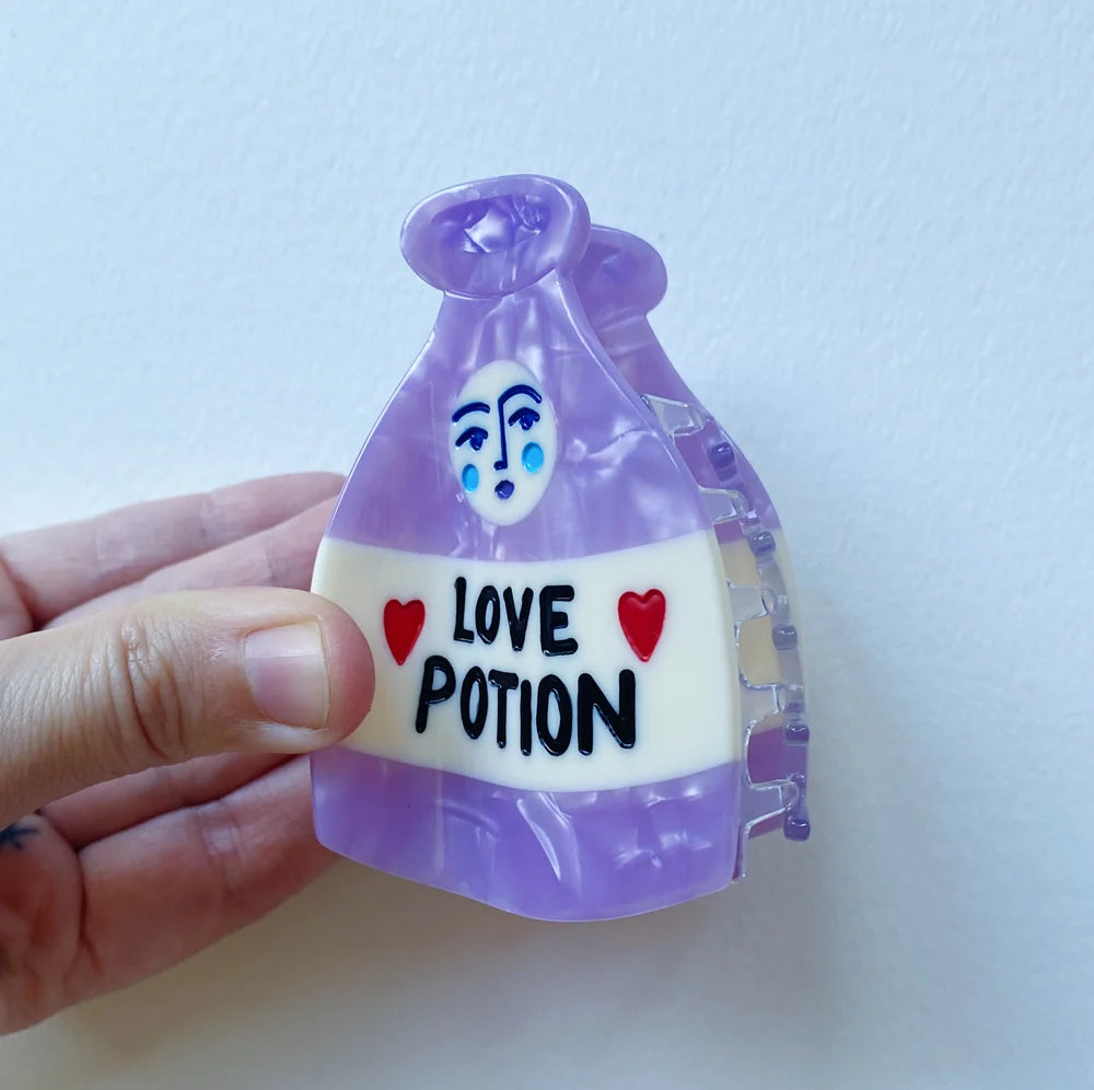 pinza de pelo love potion