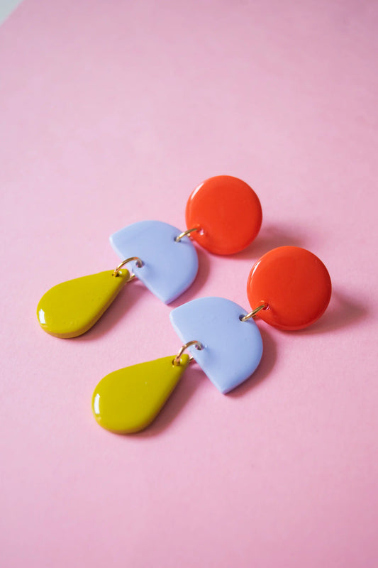 Pendientes geometrico colores amapola – JULIAHACECOSAS | Tienda de diseño Barcelona