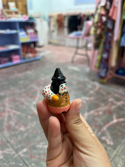 miniatura ceramica bruja 2