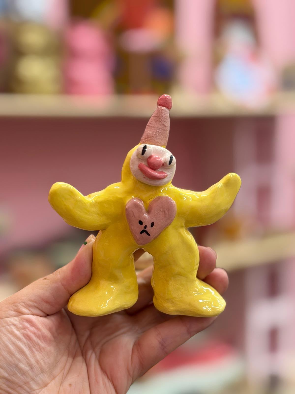 figura good boy yellow