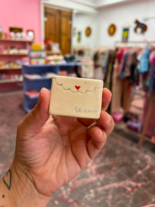 iman ceramica sobre