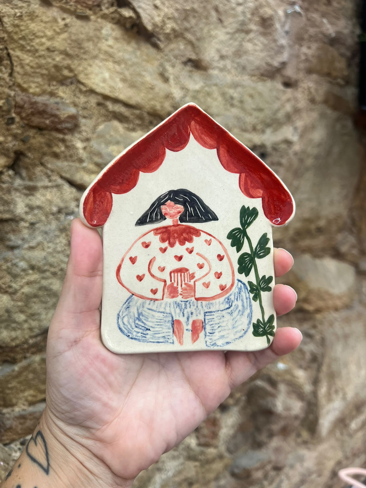 plato ceramica chica en casa