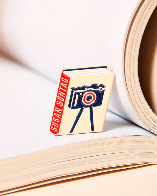 Pin  Susan Sontag