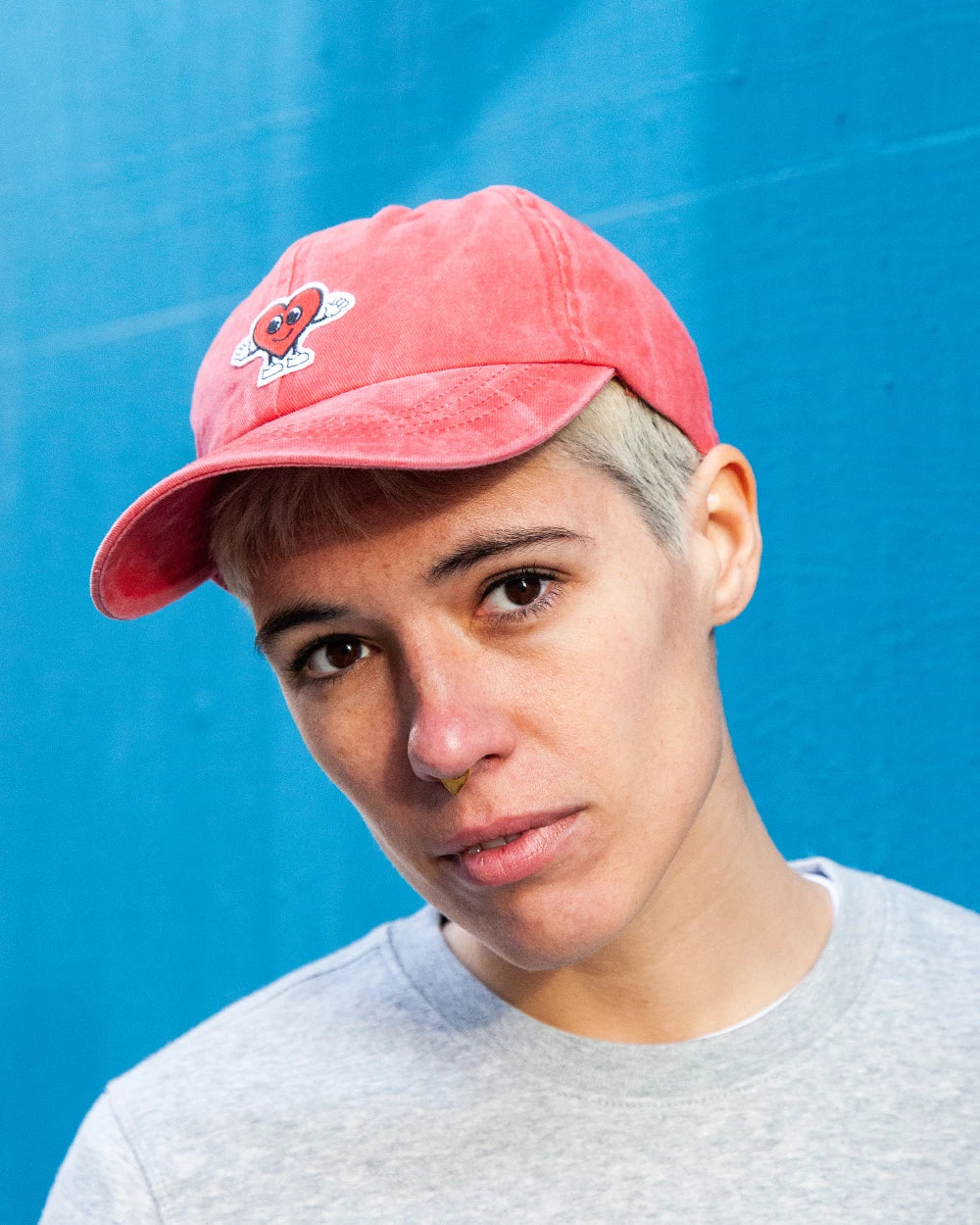 gorra corazon contento