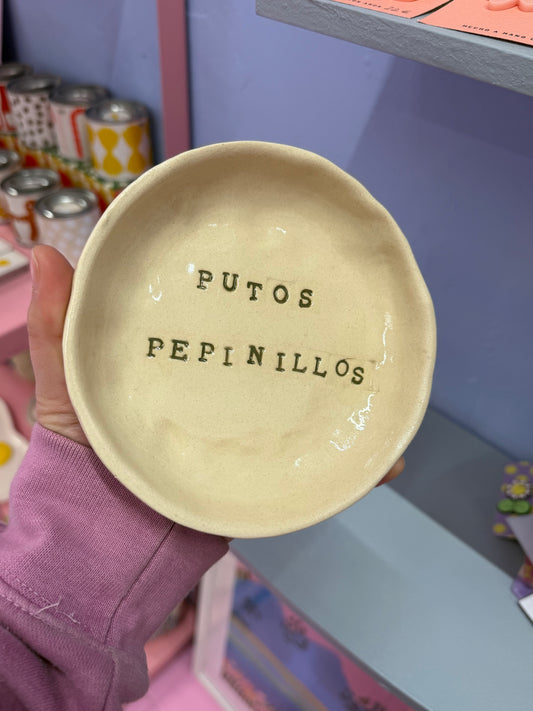 plato putos pepinillos