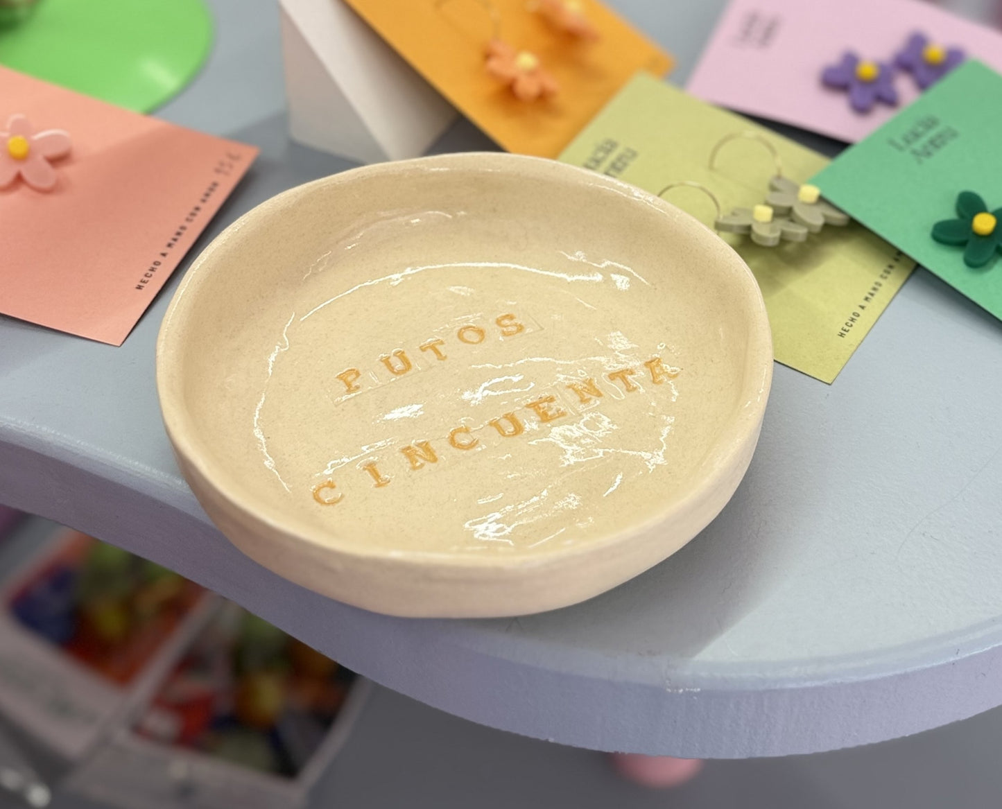 plato putos cincuenta