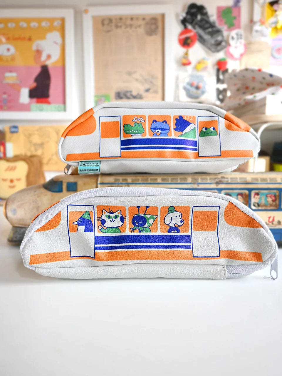 estuche The Passengers