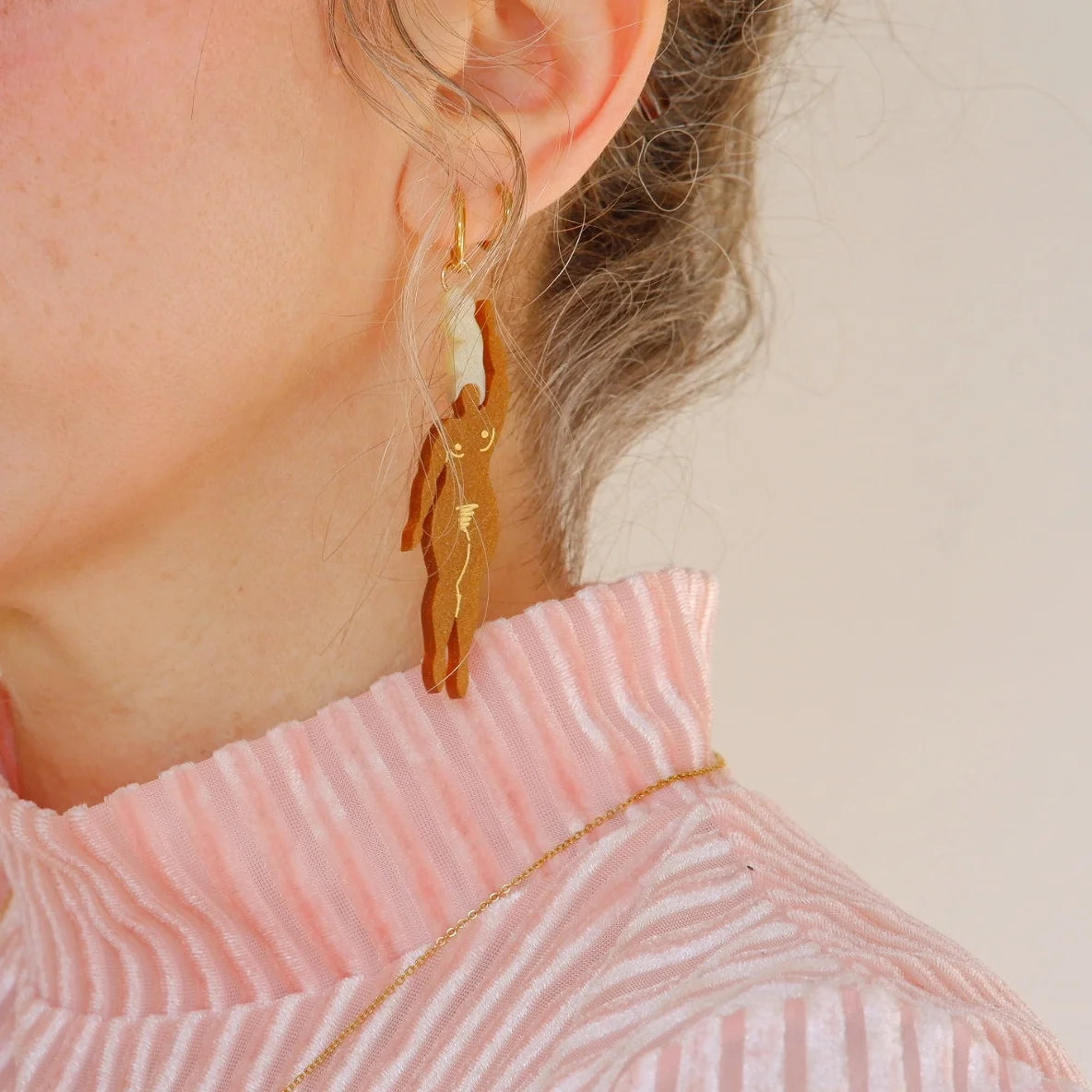 pendientes naire